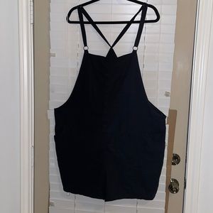 Torrid Black linen romper shorts w/adj. straps front/back pockets • Size 3